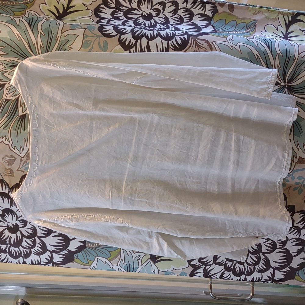 Cotton/Linen embroidered Top - Picture 5 of 5